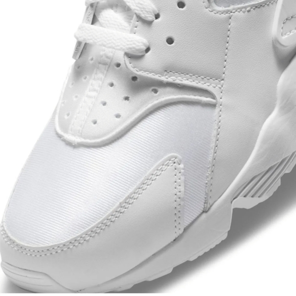 Sold New inbox white Nike Air pro men's sneakers - Picture 3 of 4